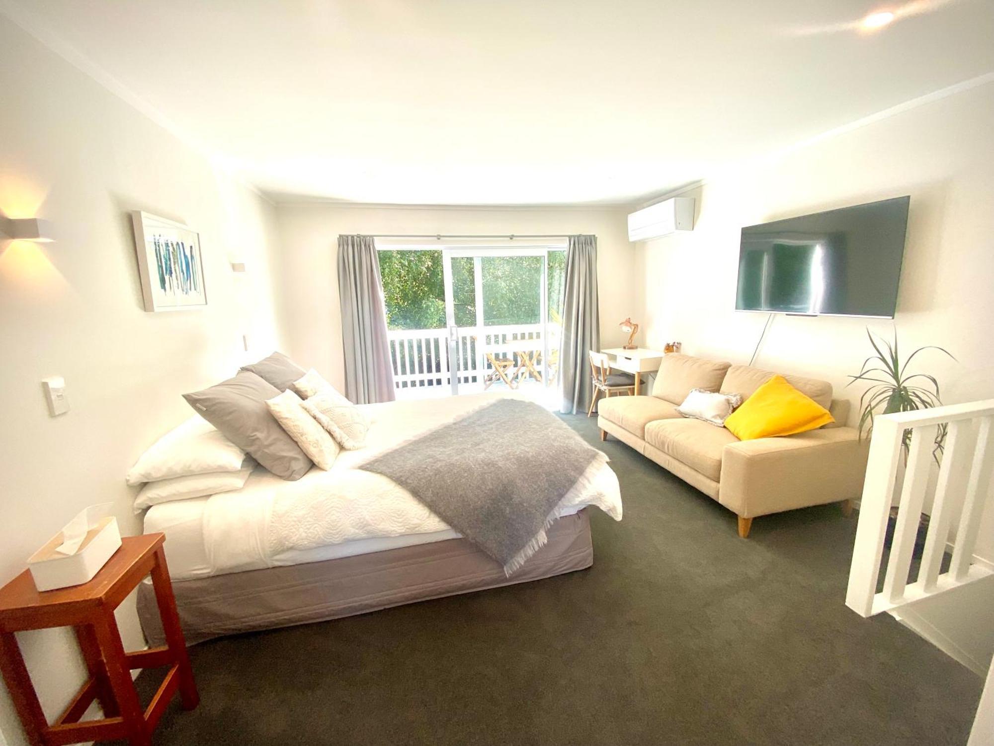 אגם טאופו 2 Mile Bay Guesthouse מראה חיצוני תמונה