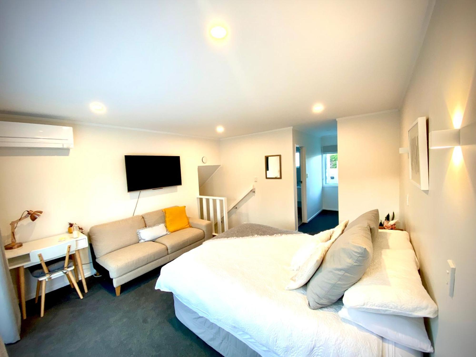 אגם טאופו 2 Mile Bay Guesthouse מראה חיצוני תמונה